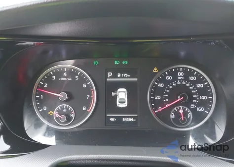 2021 Kia K5 Gt-Line z USA, uszkodzony, nr VIN 5XXG64J20MG017616